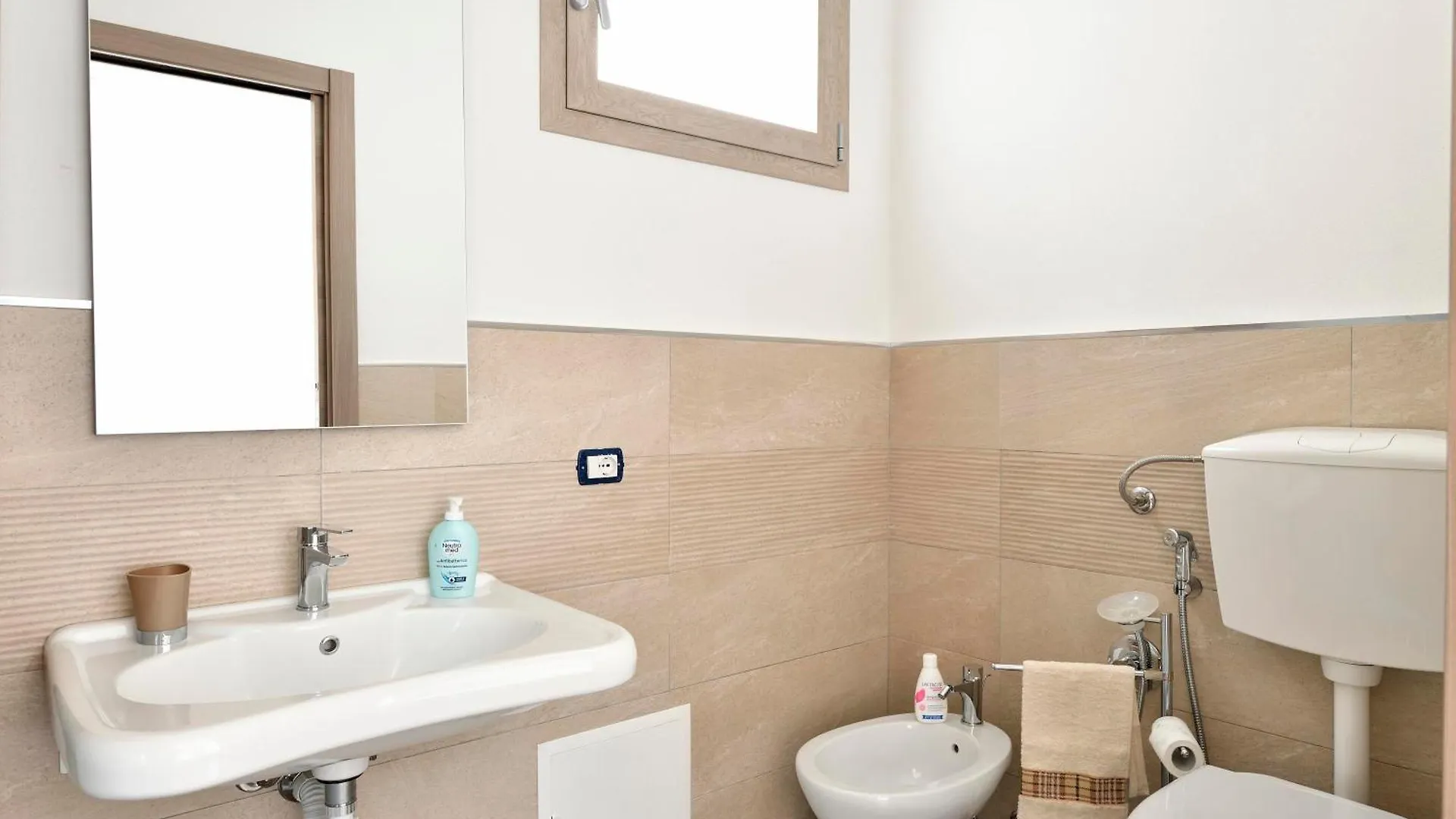 Damaria Apartment Loceri